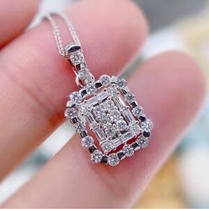 Beautiful Sterling Silver Pendant CZ Necklace